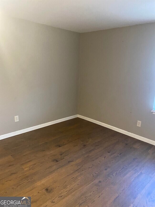 Foto del edificio - 103 Juniper Ln