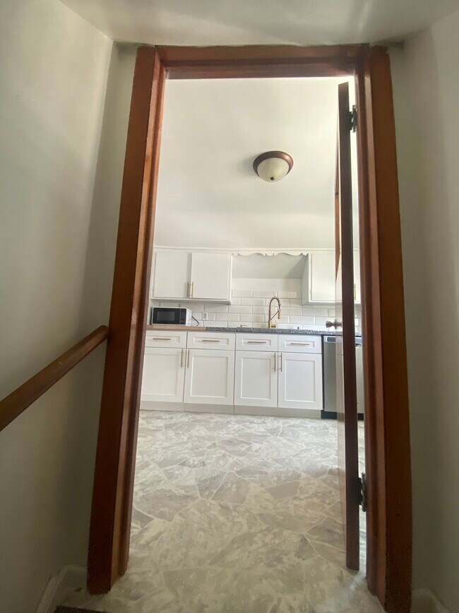 Foto del edificio - 3618 E Edgerton Ave