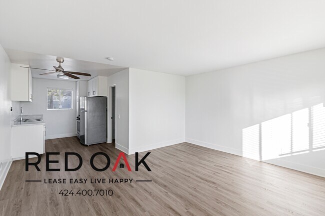 Foto del edificio - Inviting Studio Featuring Air Conditioning...