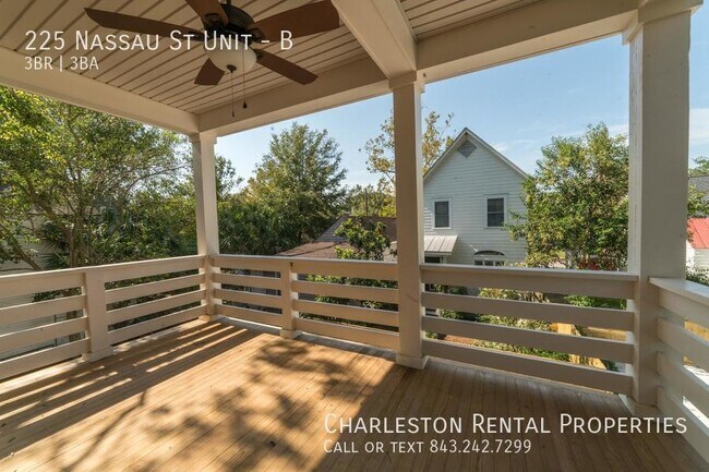 Foto del edificio - 225 Nassau St