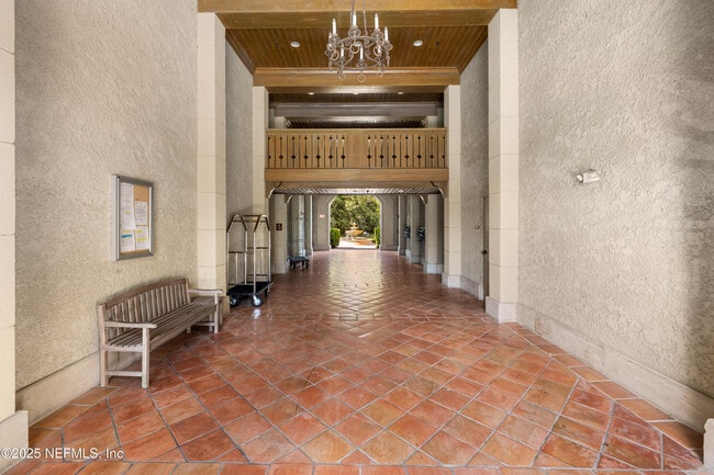 Building Photo - 945 Registry Blvd