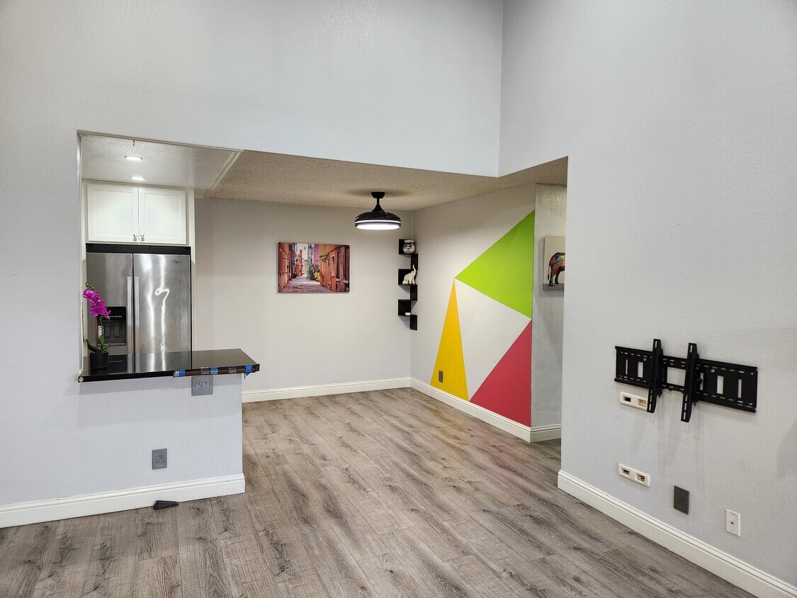 Foto principal - 3655 Birchwood Ter