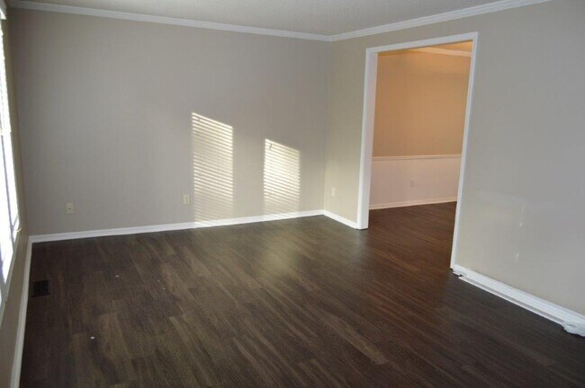 Foto del edificio - 5931 Spring Oak Ct