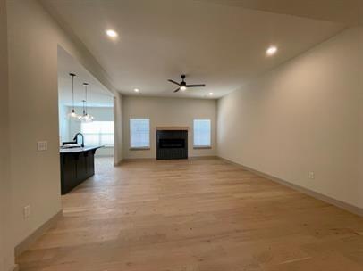 Building Photo - 1025 Parker Ln