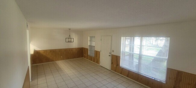 Dining Room - 4032 Tumble Wood Trl