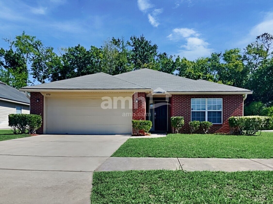 Primary Photo - 6701 Southern Oaks Dr