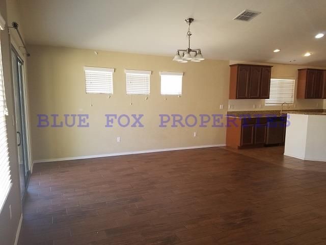 Foto del edificio - 7062 W Dupont Way