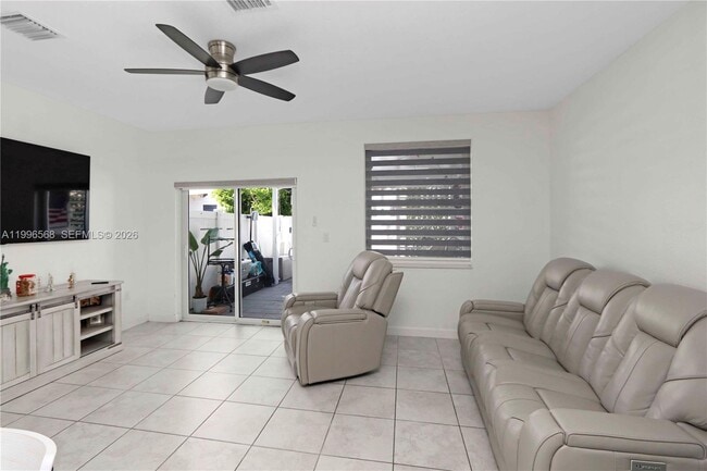 Building Photo - 10628 W 33rd Way