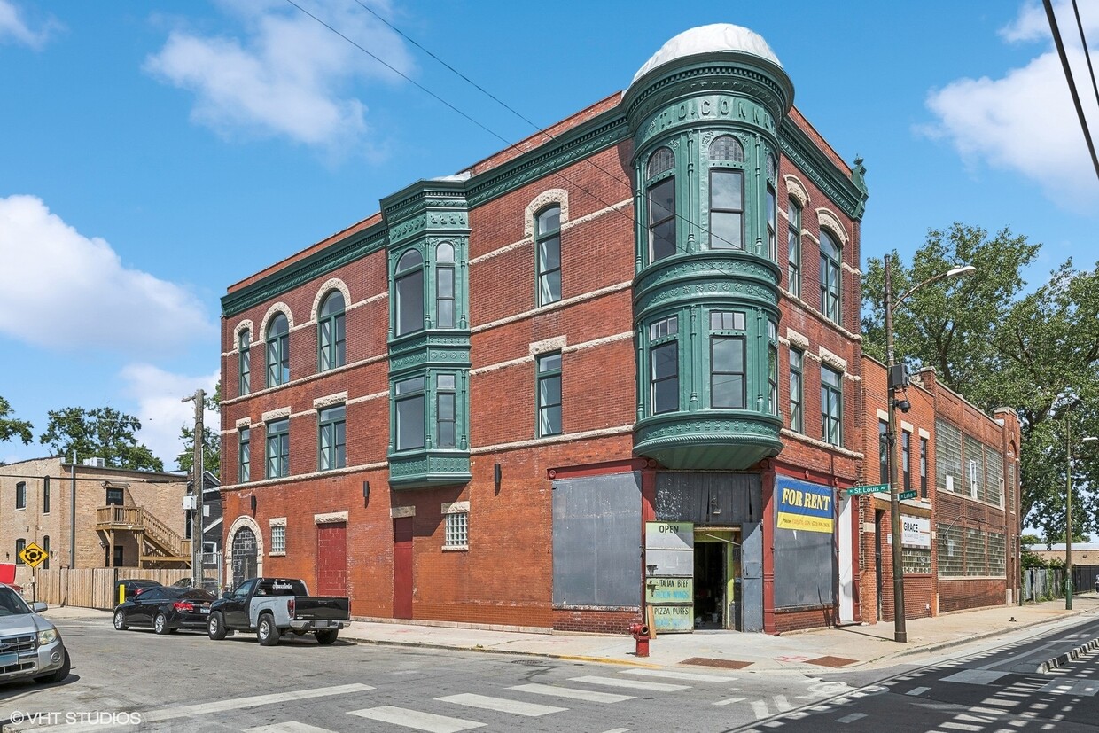 Primary Photo - 3458 W Lake St