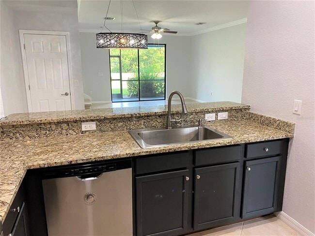 Foto del edificio - 7280 Ketch Pl