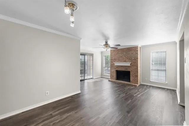 Foto del edificio - 5902 Marvin Loving Dr