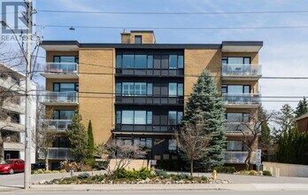 Building Photo - 1901 Bayview Ave