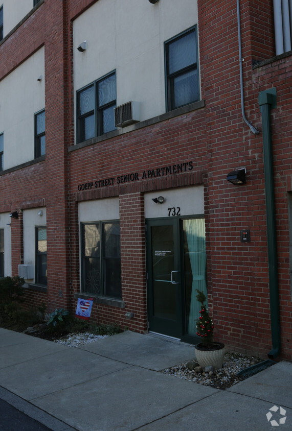 Building Photo - Goepp Street Apartments