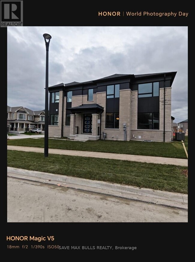 Building Photo - 1356 Glamorgan Mnr