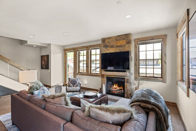 Building Photo - 111 Juniper Trail