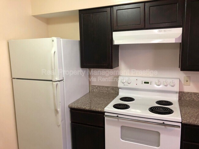 Foto del edificio - 1520 Yale St