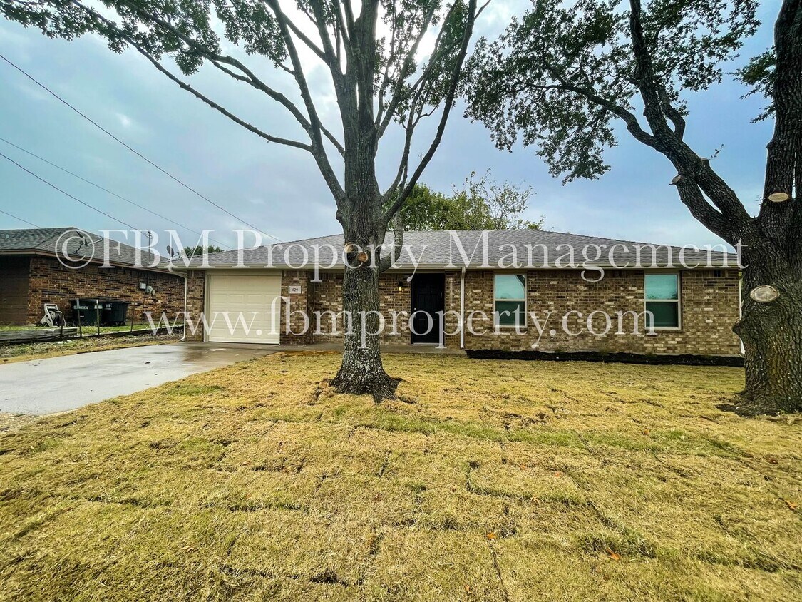 Foto principal - 429 W Jefferson St