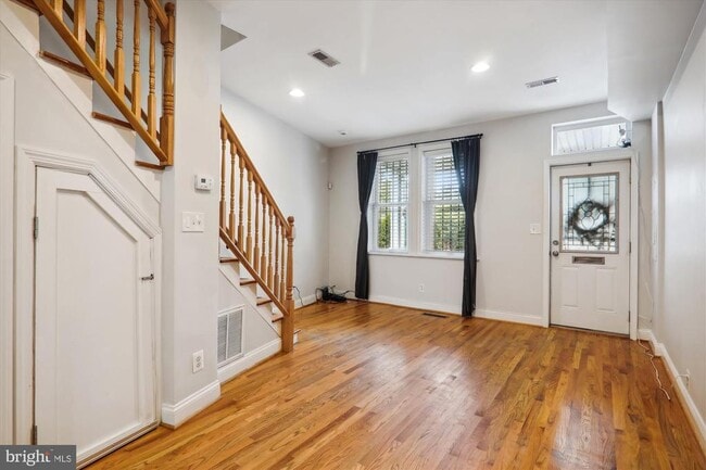 Building Photo - 1359 Florida Ave NE