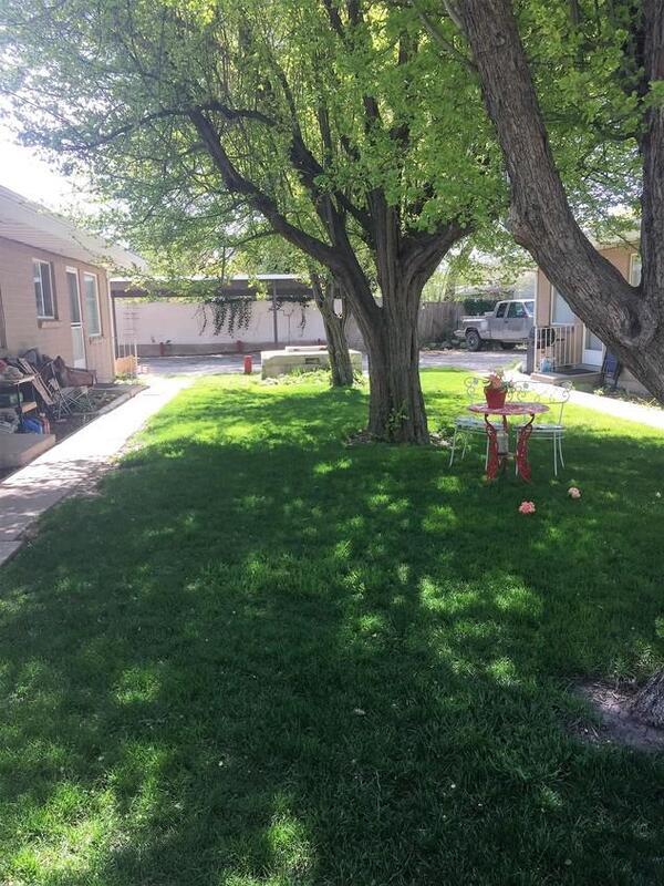 Foto del edificio - 472 E Granite Ave