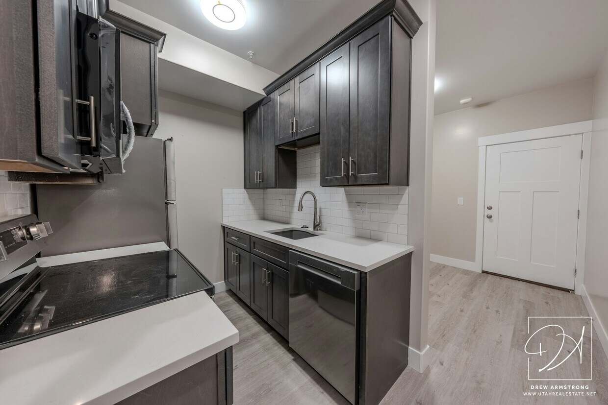 Foto principal - 67 S Main St