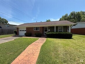 Building Photo - 4138 Donna Lynn Dr