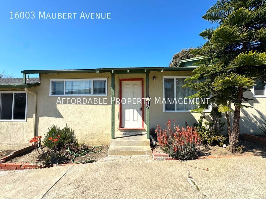 Primary Photo - 16003 Maubert Ave