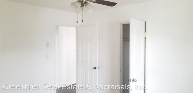 Foto del edificio - 976 Ingleside Rd