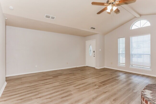 Foto del edificio - 2092 Paint Pony Ln