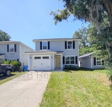 Building Photo - 8216 Eaton Ave