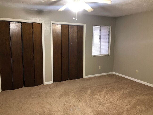 Foto del edificio - 521 Teal Ln