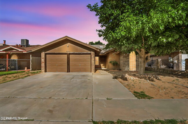 Building Photo - 10902 Yogi Berra Cir