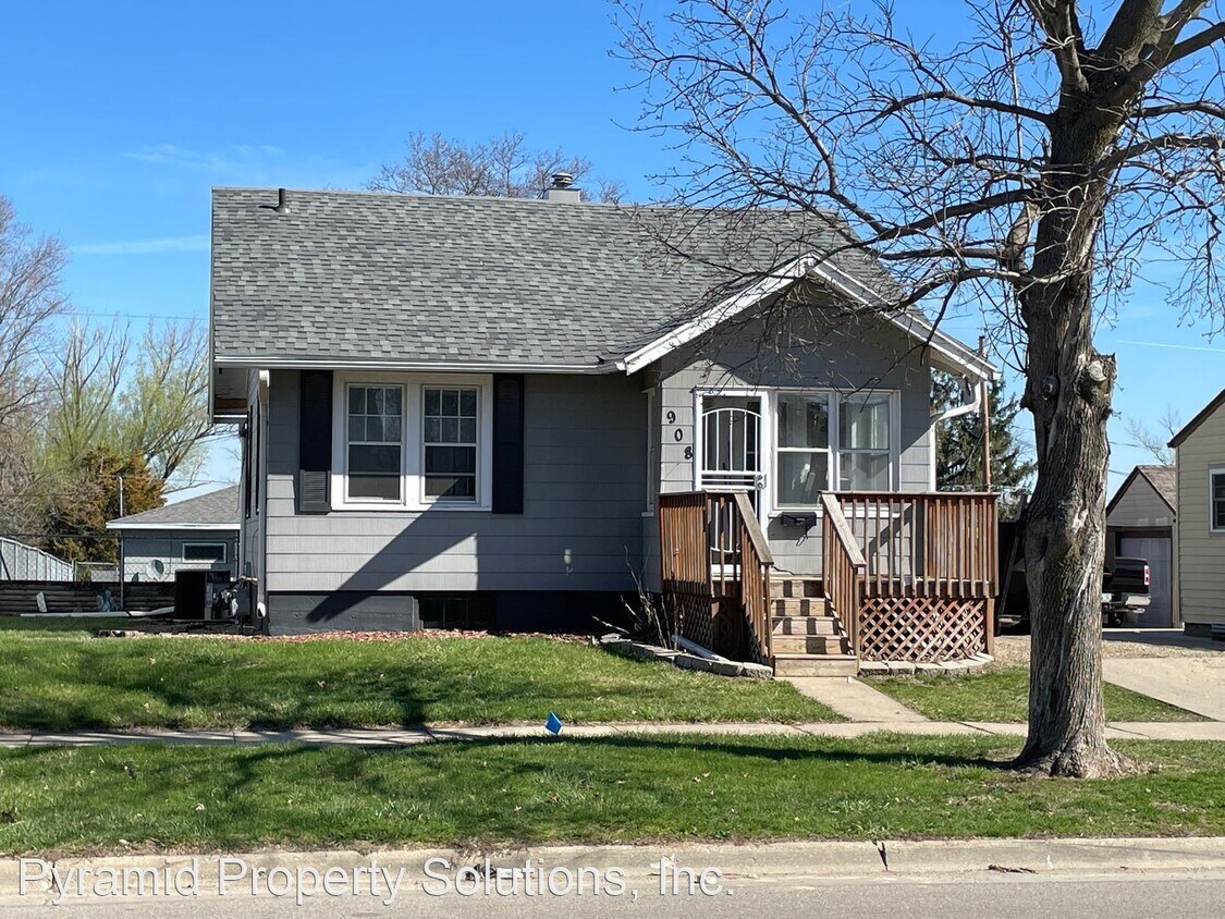 Primary Photo - 2 br, 1 bath House - 908 E Anson St