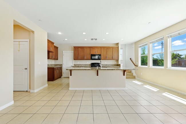 Building Photo - 18309 Millbrook Ave