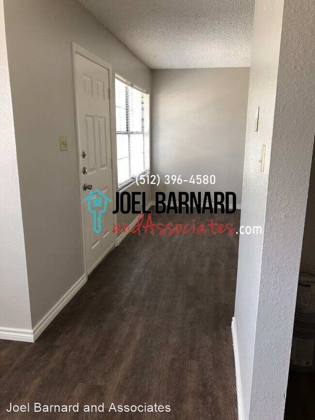 Building Photo - 108 Lady Bird Ln