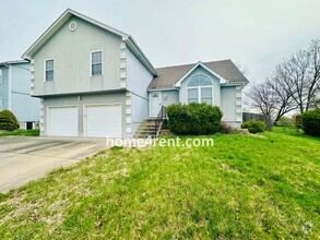 Building Photo - 4915 Harkness Ave