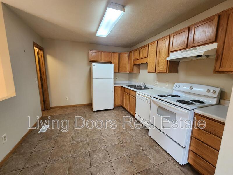 Primary Photo - 1748 N 27th St