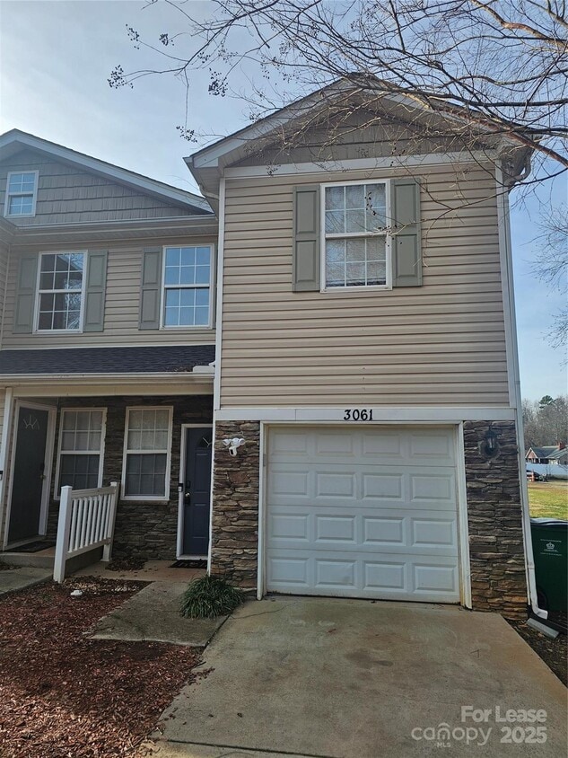 Primary Photo - 3061 Hubbard Rd