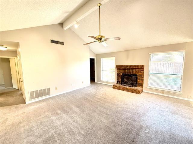 Building Photo - 1321 Chicota Dr