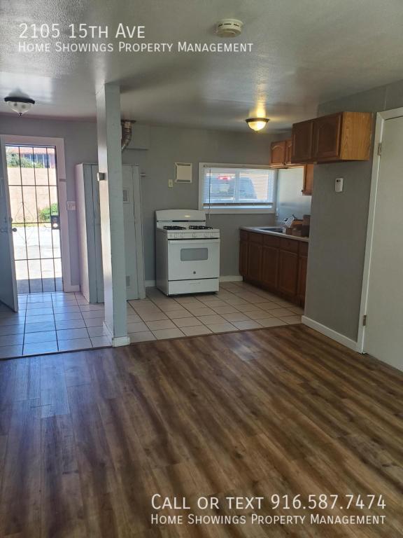 Photo - 2105 15th Ave Apartment