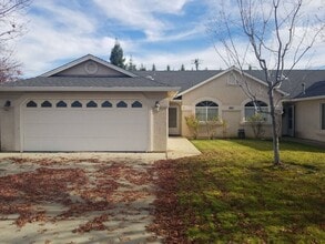 Building Photo - 881 Cally Ct