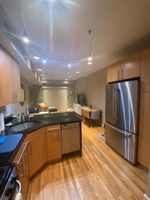 Foto del edificio - 412 Monroe St