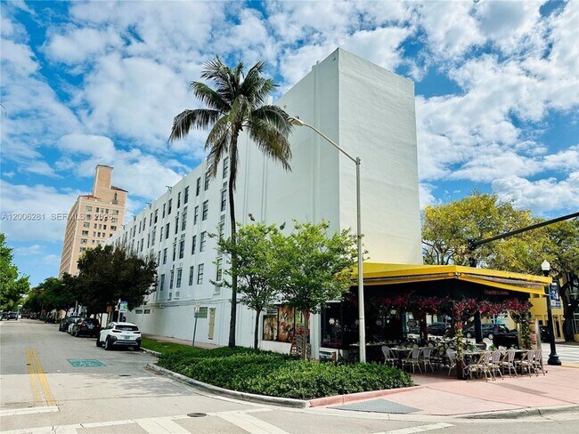 Foto del edificio - 710 Washington Ave