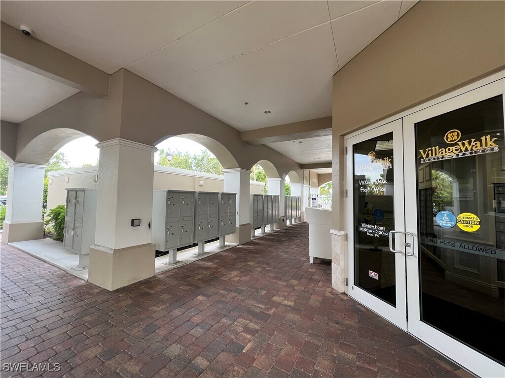 Building Photo - 28482 Villagewalk Blvd