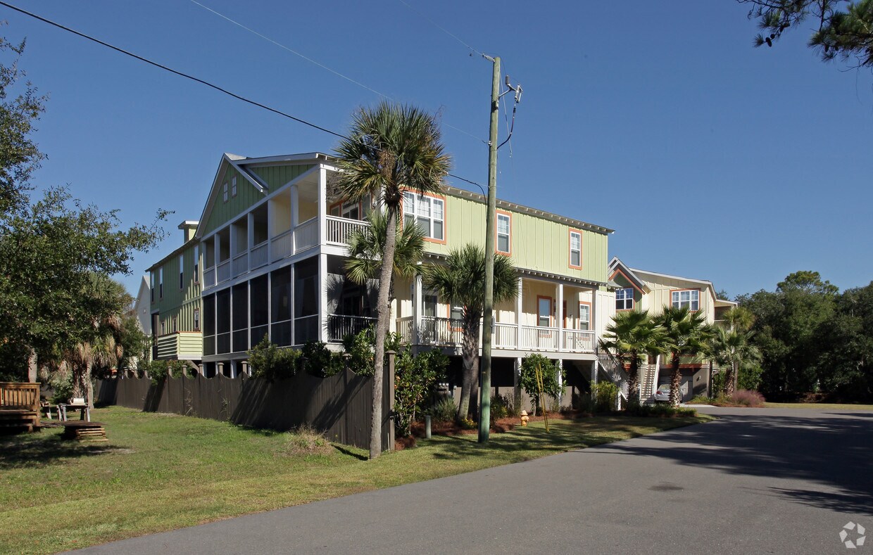 Back Bay Apartments Folly Beach, SC