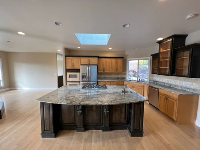 Building Photo - SPACIOUS & STYLISH CUSTOM HOME- 4 BEDROOMS...