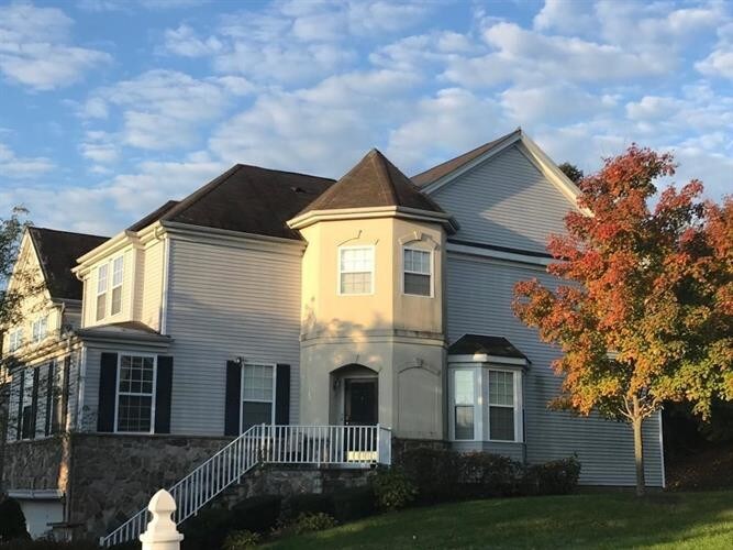 Primary Photo - 120 Overhill Dr