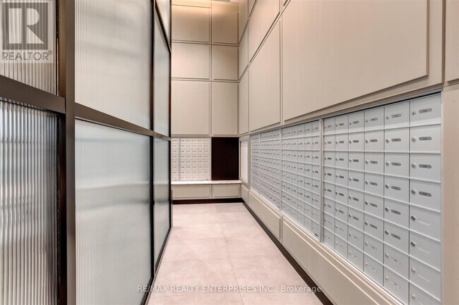 Building Photo - 3220 William Coltson Ave