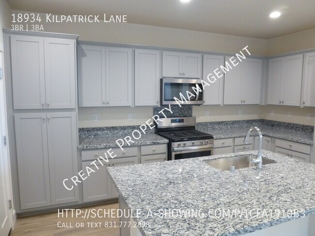 Foto del edificio - 3 Bedroom House in East Garrison, CA