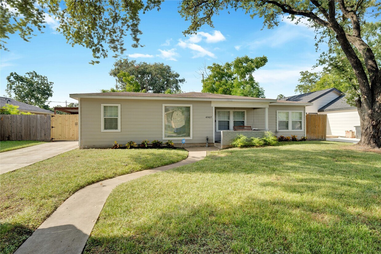 Foto principal - 4907 Marietta Ln