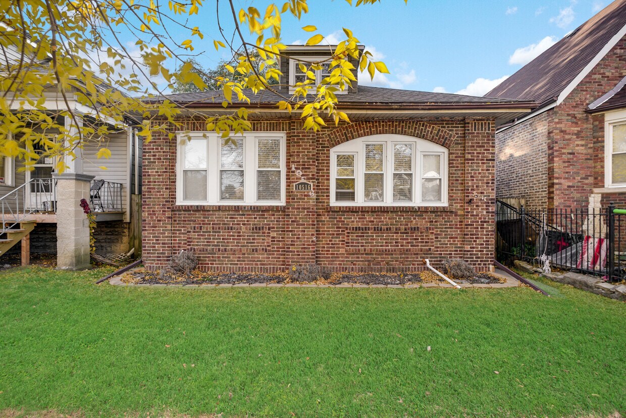 Foto principal - 10516 S Eggleston Ave